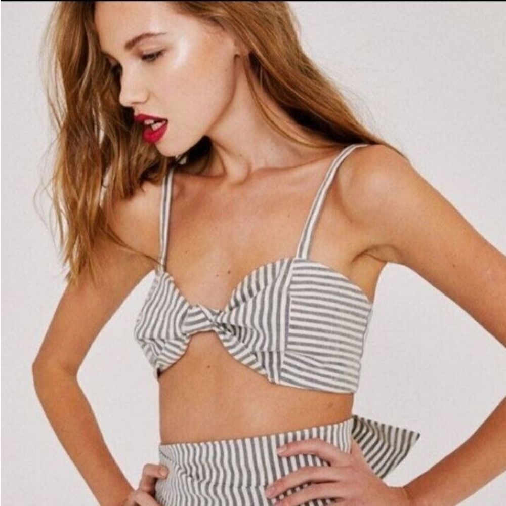 STONE COLD FOX Crop Bra knot Puerto Stripped Gray White Size 2